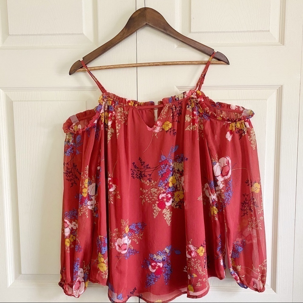 Doe & Rae Cold Shoulder Red Floral Print Blouse - Picture 3 of 11
